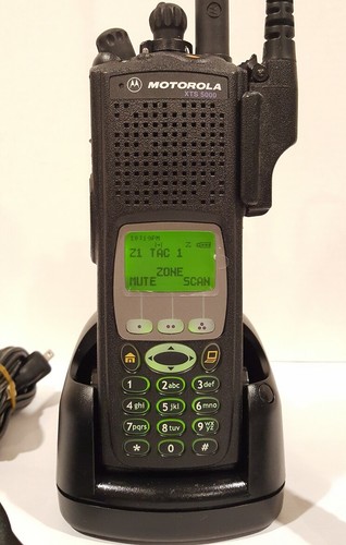 Motorola xts5000 iii vhf - motorola,